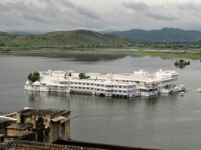 Floating Palace of Lake Pichola