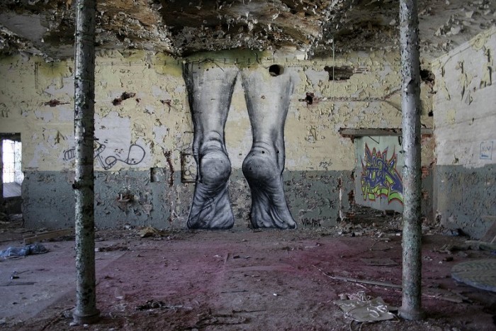 Різнопланові вуличні малюнки Violant