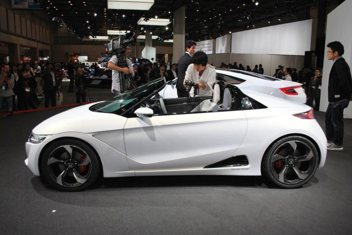 The first concepts of the auto show in Tokyo (Tokyo Motor Show 2013)