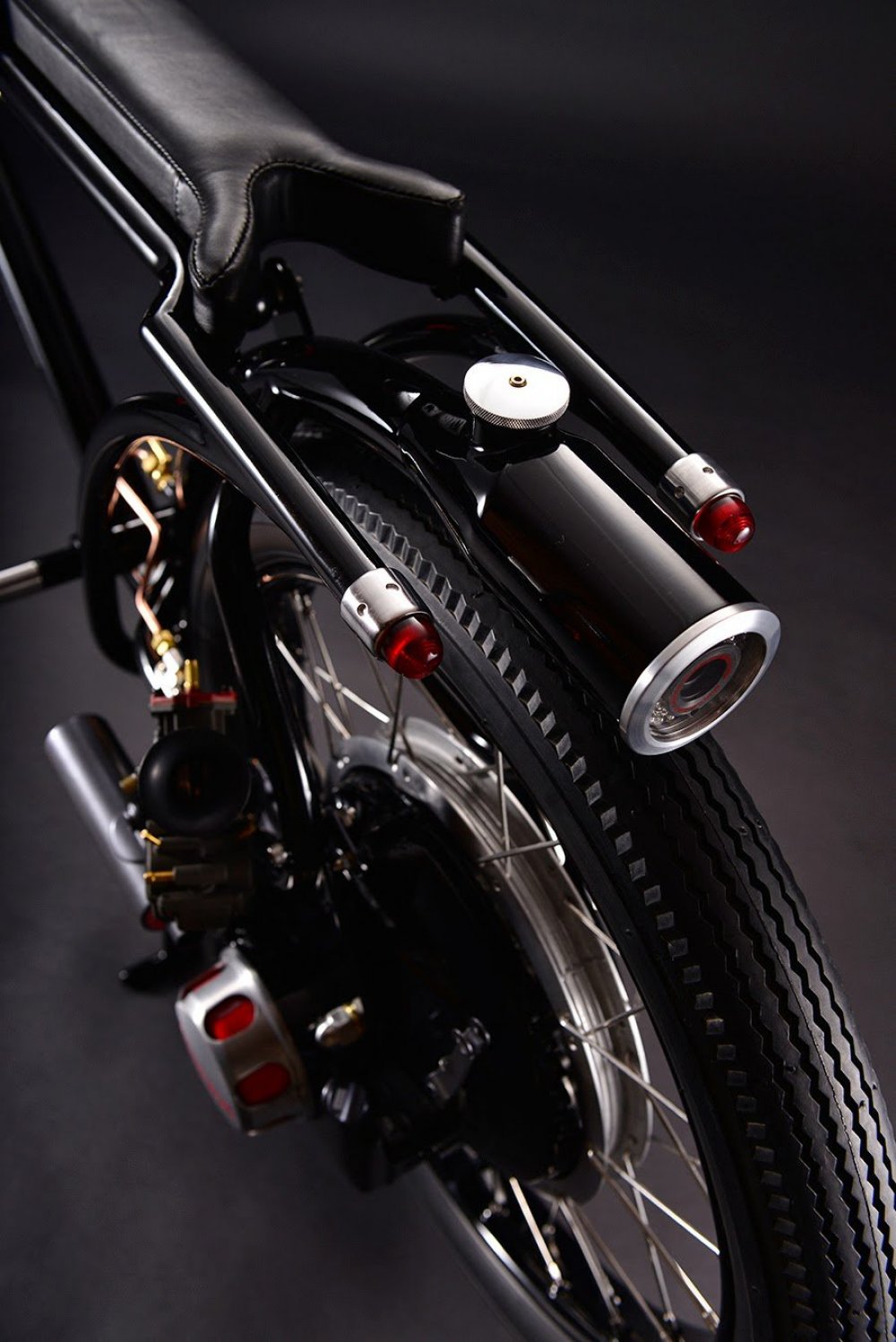 Елегантний мінімалізм мотоцикла від Чікари Нагата (Chicara Nagata)