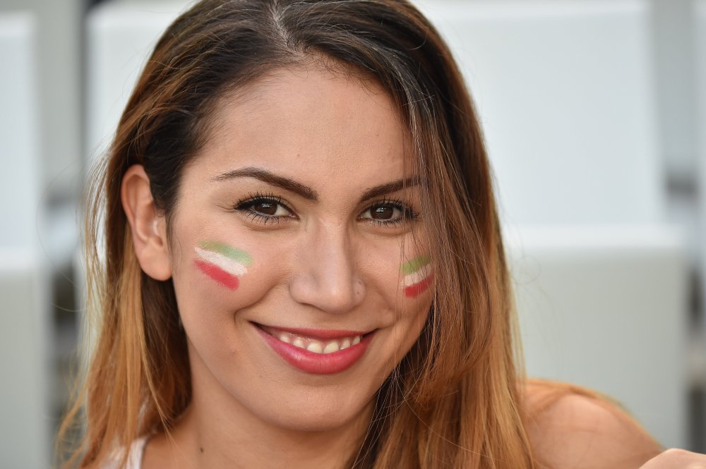 Чемпіонат світу з футболу 2014: красуні-вболівальниці