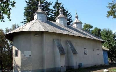 Успенська (Вознесенська) церква, Лужани