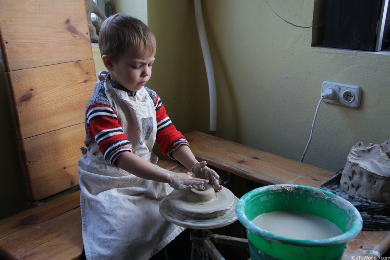 Школа-майстерня кераміки Сергія Горбаня Школа-мастерская керамики Сергея Горбаня