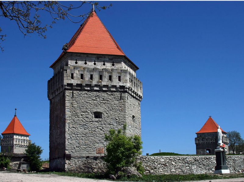 Скалатский замок Скалатский замок