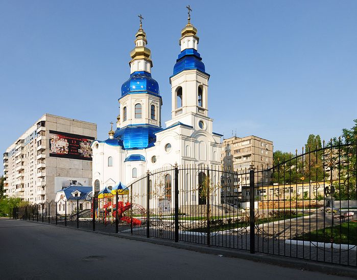 A temple in honor of the icon of the Mother of God, Dnipropetrovsk