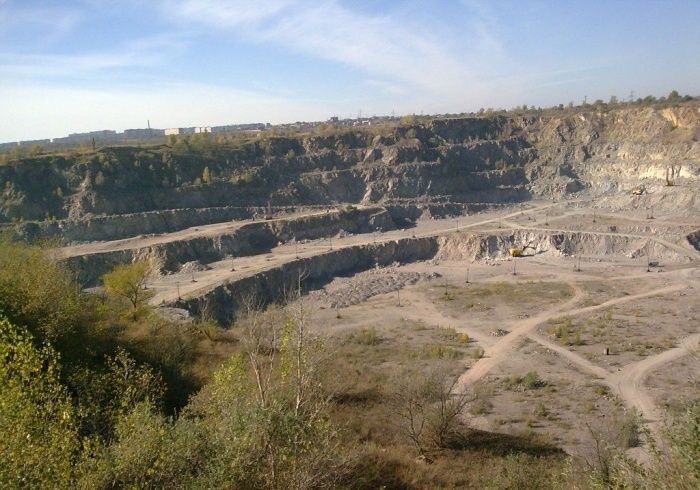 Асуанская плотина, Запорожье