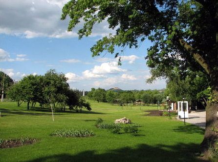 Парк готельного комплексу «Вікторія»