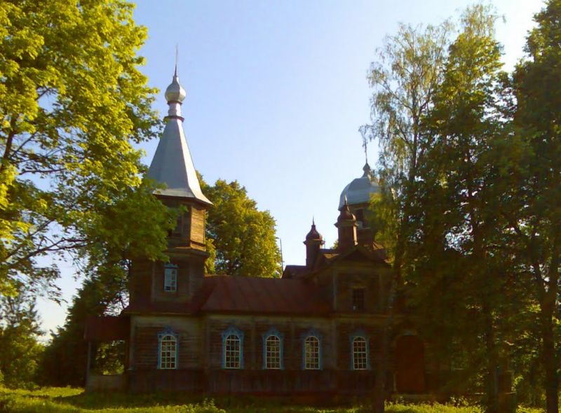 Church of Intercession, Larinovka