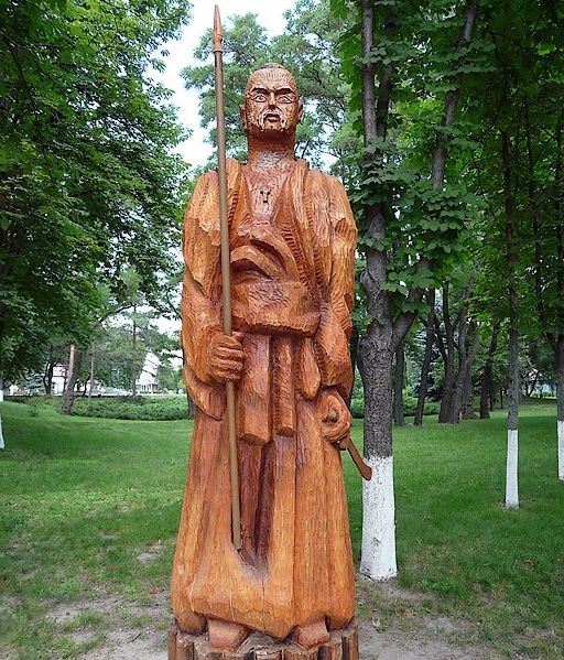Avenue of Wooden Figures, Mirgorod