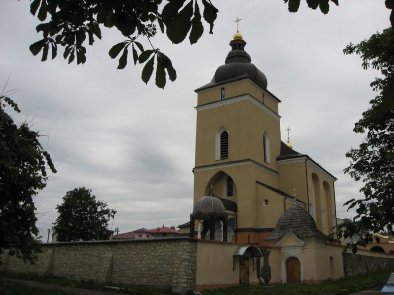 Церква Різдва Богородиці, Рогатин