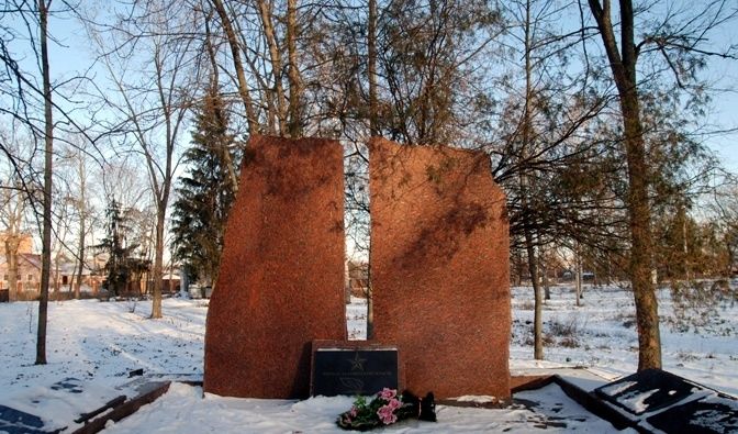 The mass grave, Myrhorod