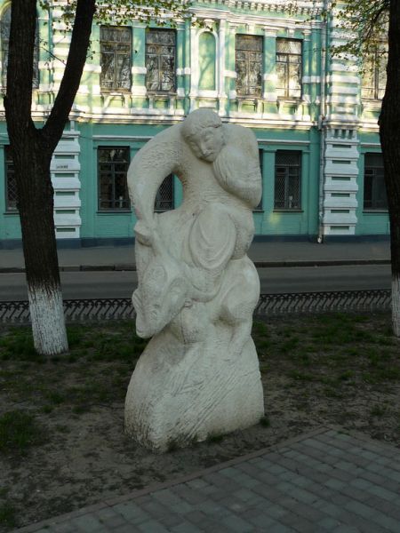 Аллея Гоголевских героев Аллея Гоголевских героев