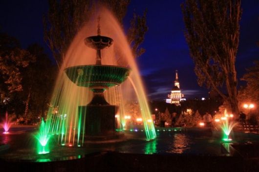 Фонтан в Соборном сквере