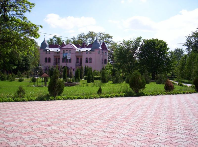 Parque del Primero de Mayo, Cherníkiv