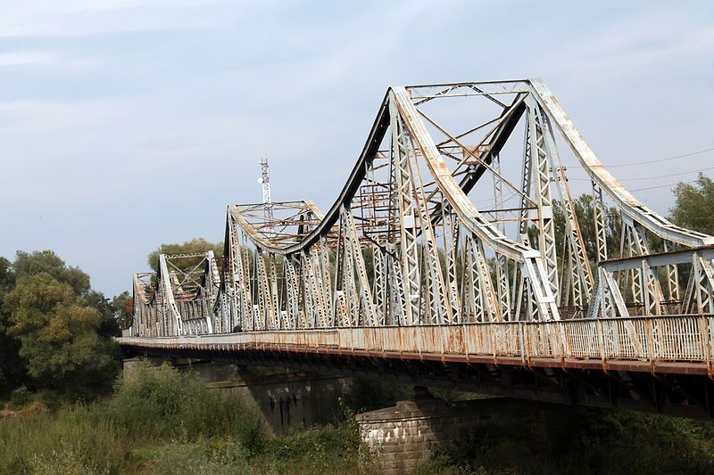 The metal bridge across the Dniester, Galich
