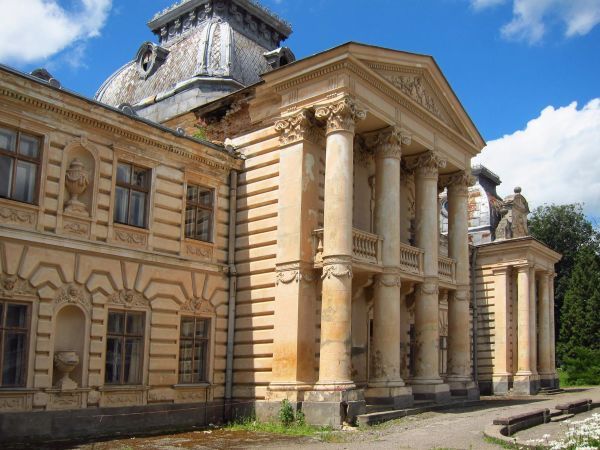 Палац Бадені, Коропець