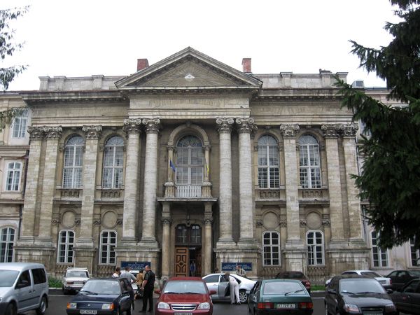 Колегія піарів