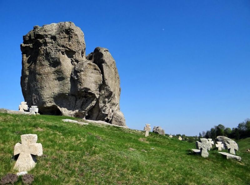 Чертов камень