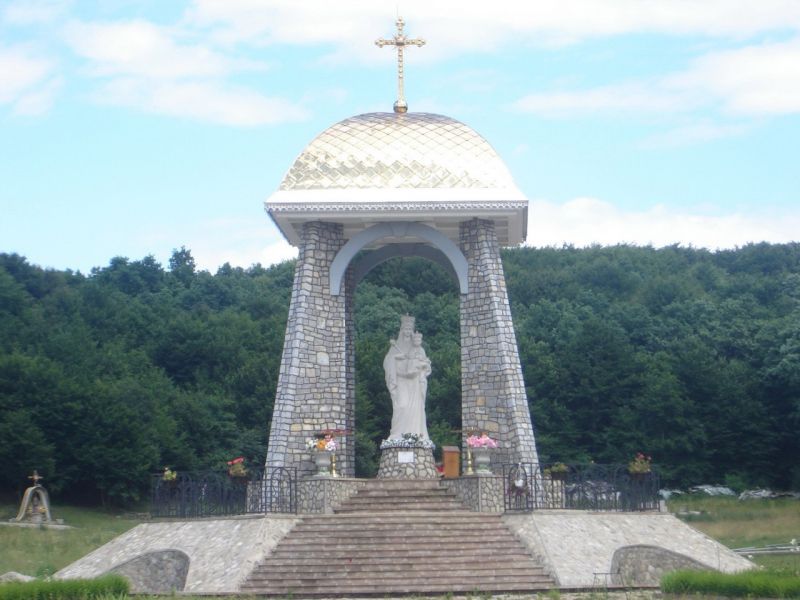 Monastery of the Assumption of the Mother of God, Chasing Monastery of the Assumption of the Mother of God, Pursuit