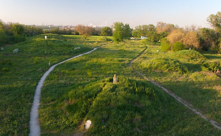 Mounds of Khortitsa, Zaporizhzhya Mounds of Khortitsa, Zapad rye