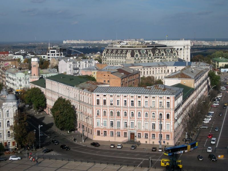 Присутні місця