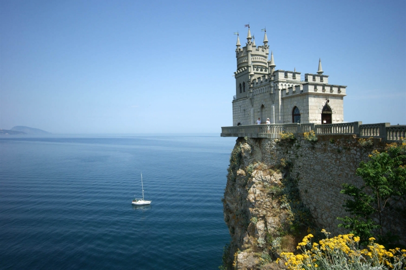 Castle Swallow's Nest