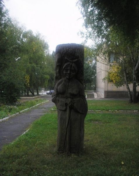 Комплекс скульптур 12 місяців, Городище