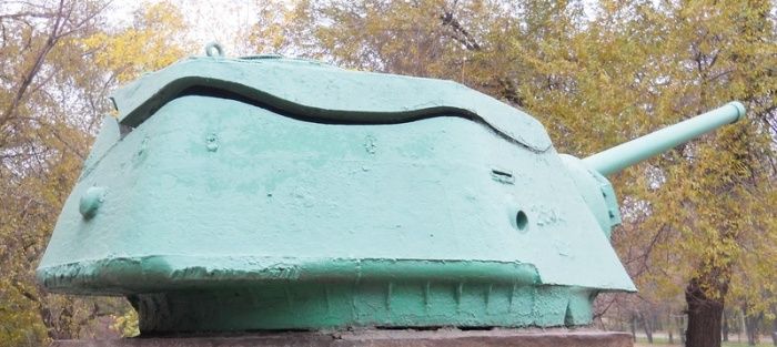 扎波罗热解放者坦克兵纪念碑