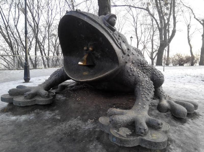 Monument to the toad, Kiev