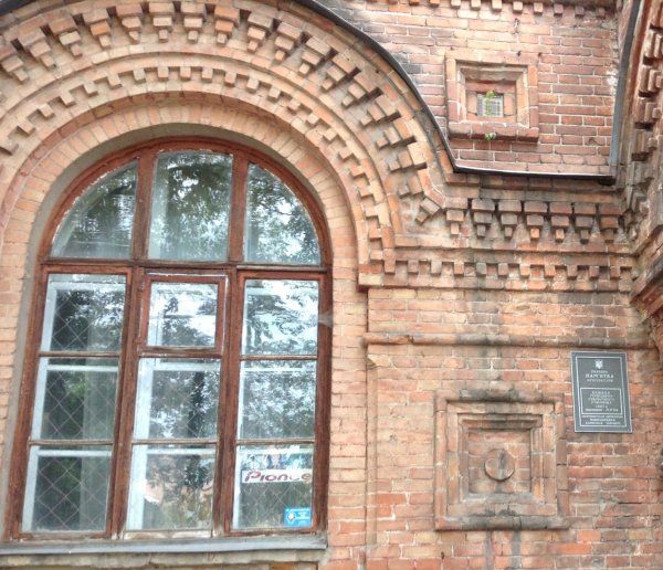 Craftsmen-literate school Craftsmen-literate school