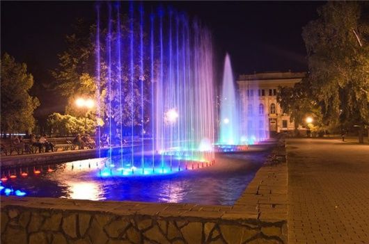 Фонтан на площади Руднева