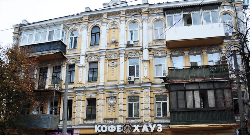 Monument to Pushkin on Konstantinovskaya