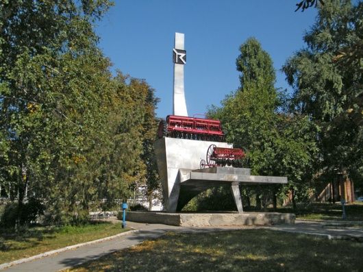 Monument of the Labor Glory-seeder SZ-36 and Russia