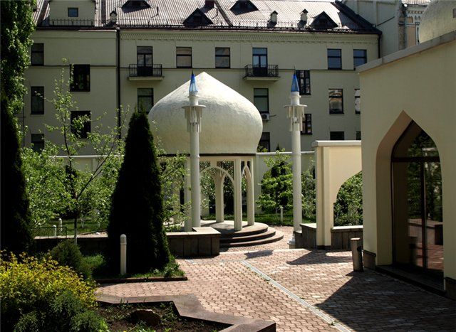 Східний дворик в Києві