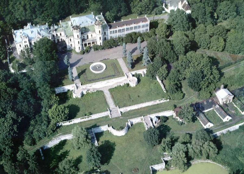 Koenig Palace (Sharov Palace)