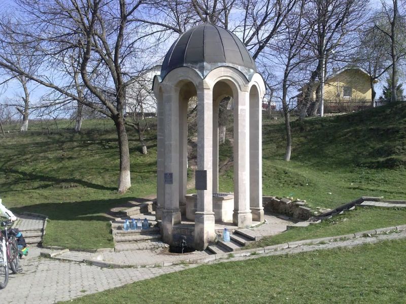 The Prince's Well, Krylos The Prince's Well, the Wings