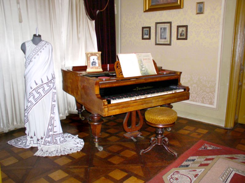 Музыкально-мемориальный музей Саломеи Крушельницкой, Львов