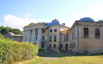 Palace of the Column-Chesnovsky, Bozhikovtsy