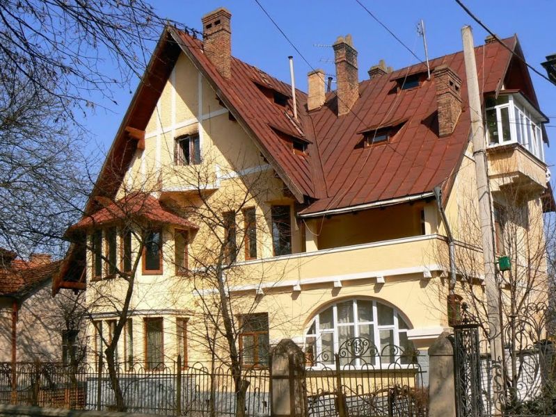 House of General Katukov, Chernivtsi