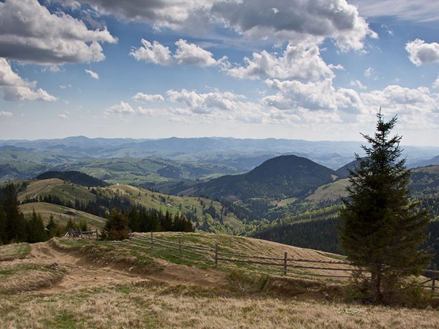Национальный природный парк «Верховинский»