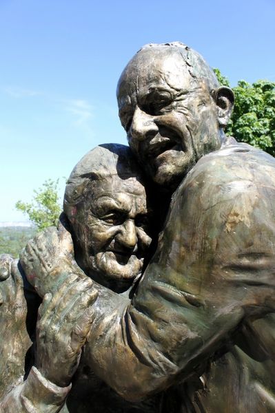 Luigi and Mokrin monument