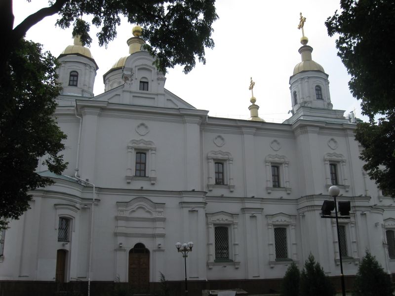 Свято-Успенський собор в Полтаві Свято-Успенский собор в Полтаве