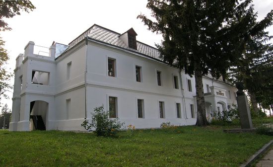 Музей народно-декоративного мистецтва, Канів Музей народно-декоративного искусства, Канев