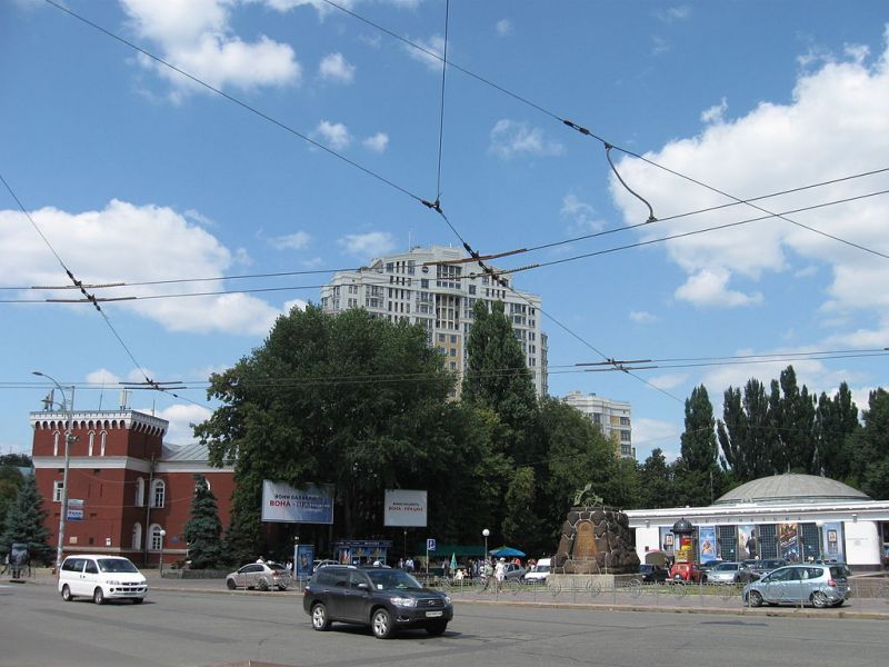 Arsenal Square Арсенальная площадь