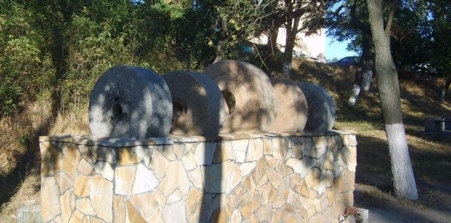 Millstone mill, Berdyansk