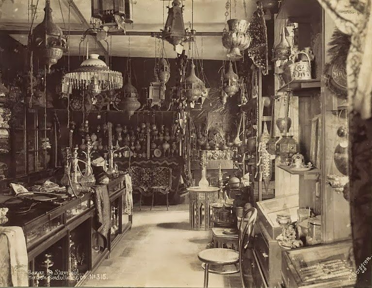 Journey through Istanbul of the XIX century