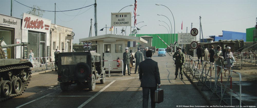 Як виглядають знамениті фільми і серіали без спецефектів (62 фото)