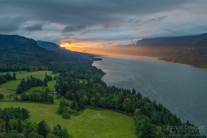 Landscape photo in the nomad's lens