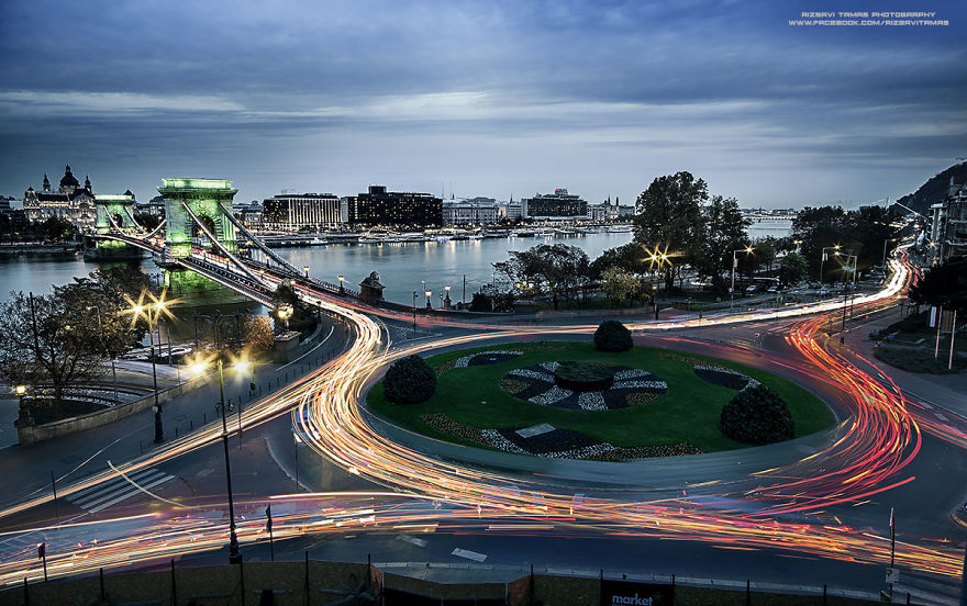 31 вражаючий знімок Будапешта, заради яких автор ризикував життям