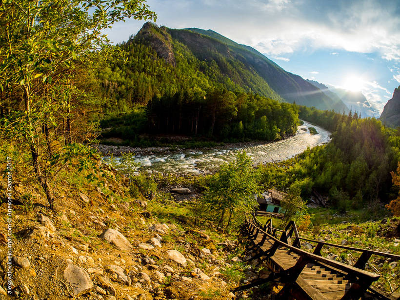 Blog - The Valley of the River Alla - one of the most beautiful places on earth The Valley of the River Alla - one of the most beautiful places on earth